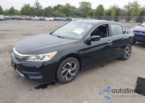 2017 Honda Accord Lx z USA, uszkodzony, nr VIN 1HGCR2F39HA040472